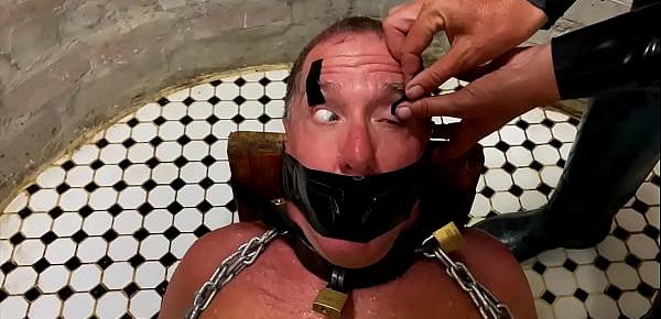  Dominatrix Mistress April - Waterboarding